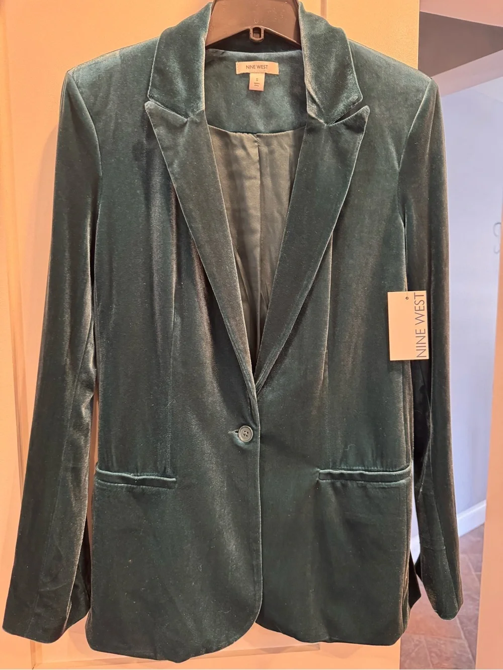 Nine West Velvet Blazer & Wide-Leg Pants Set w/ Mock Neck Pleated Top - Green